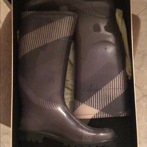Burberry rain boots